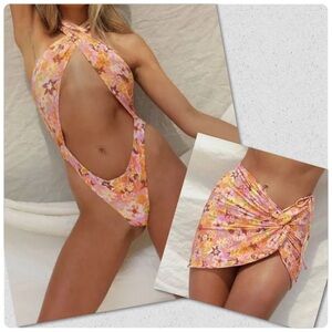 SOLD! NWT Stone Fox Swim Azalea One Piece and Selma Sarong in Retro Pop